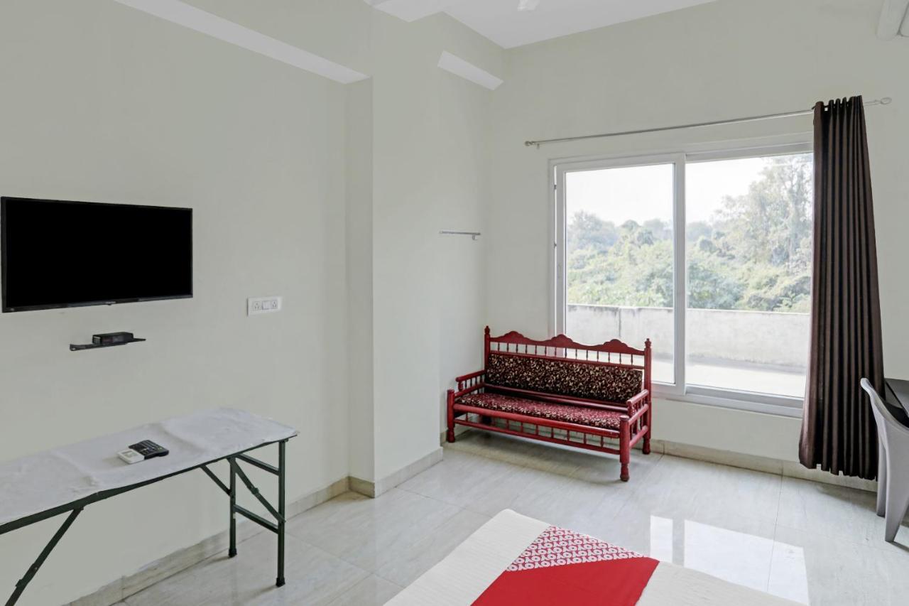 Oyo Flagship 80971 The Lime Tree Bareilly Exterior foto