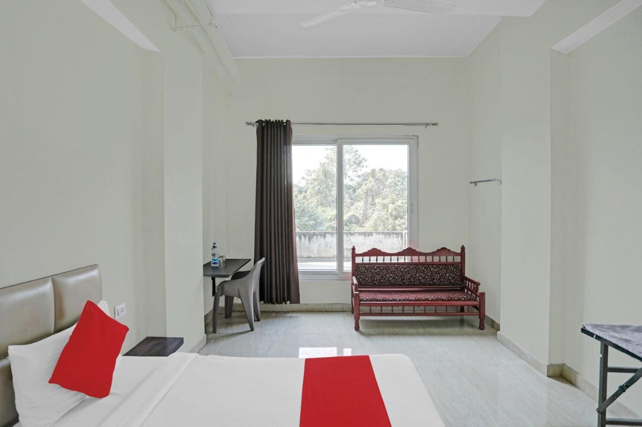 Oyo Flagship 80971 The Lime Tree Bareilly Exterior foto